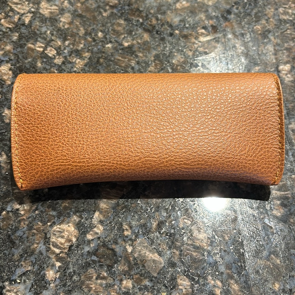 Ray-Ban case - Picture 2 of 4